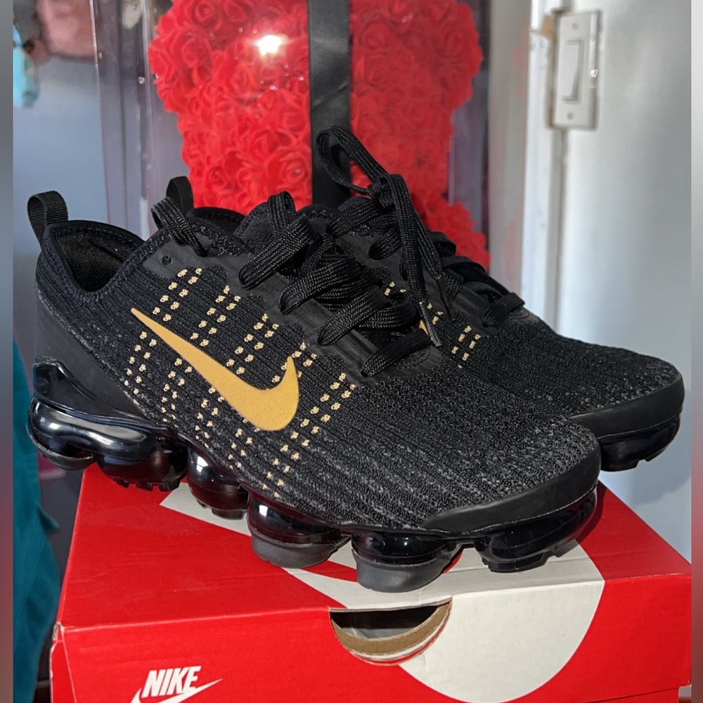 NIKE SHOES AIR VAPORMAX FLYKNIT 3 (GS) 5.5Y